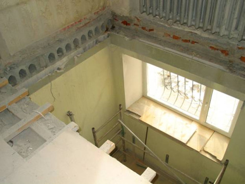 Устройство проемов в перекрытии